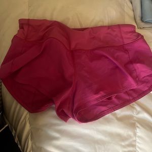 Lululemon speed up shorts 2.5” sonic pink, size 8